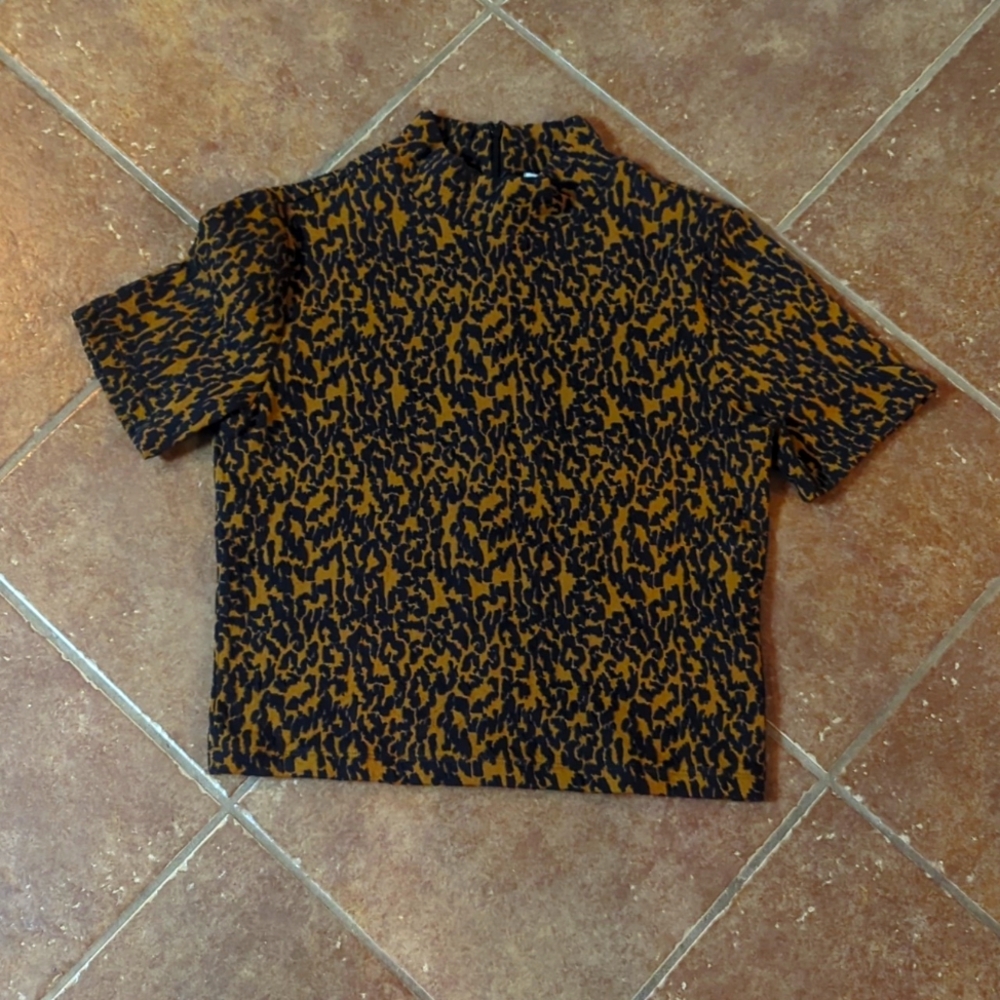 Vans med leopard print crop top